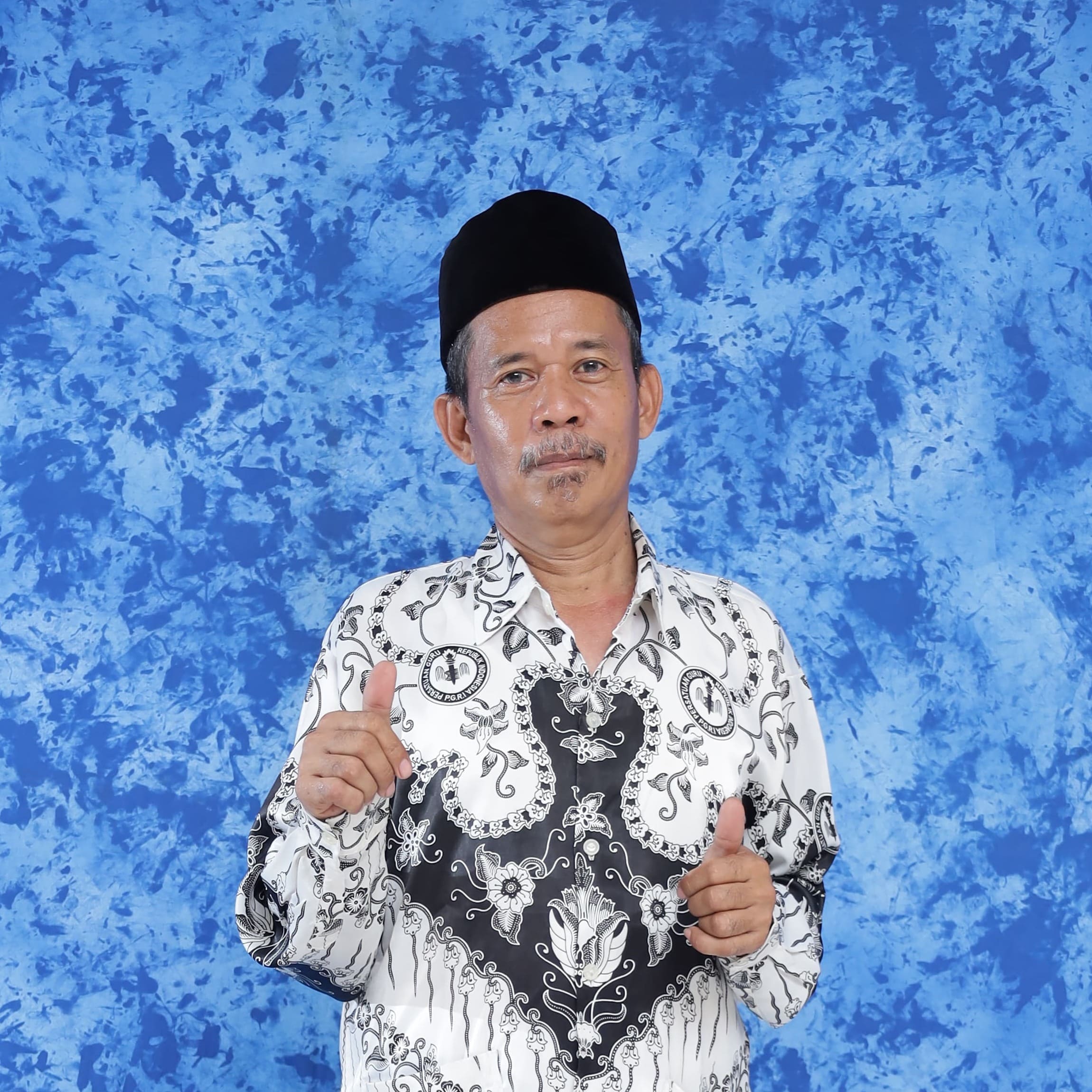 MUKHLIS TANJUNG, S. Pd.